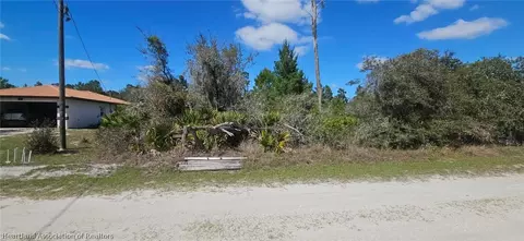 516 Darter Ave, Sebring, FL 33870