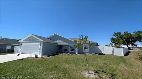 389 Hidden Creek Cir, Wauchula, FL 33873