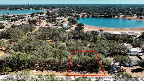 3247 NW Anderson Rd, Avon Park, FL 33825