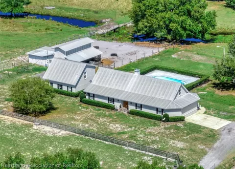 925 E Oak Island Rd, Avon Park, FL 33825