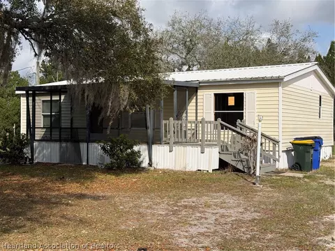 2943 Holiday Beach Dr, Avon Park, FL 33825