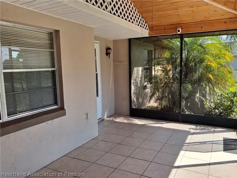 Exterior - 116 Friendly Cir, Sebring, FL 33876 photo 3 of 8