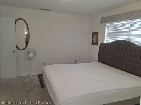 Bedroom - 116 Friendly Cir, Sebring, FL 33876 photo 2 of 4