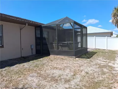 Exterior - 116 Friendly Cir, Sebring, FL 33876 photo 5 of 8