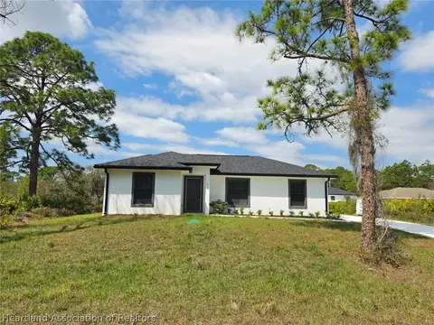 213 Wildcat St NW, Lake Placid, FL 33852