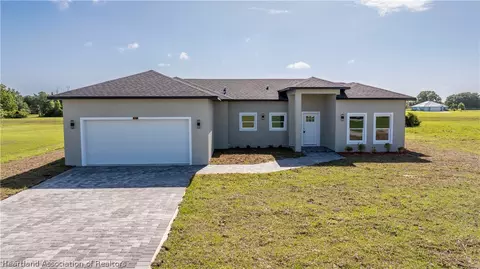 357 Costa Bravo Dr, Sebring, FL 33876