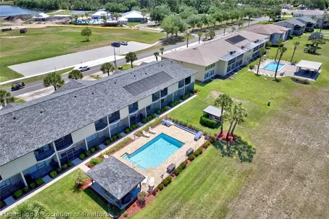 View/Area - 3633 Edgewater Dr, Sebring, FL 33872 photo 2 of 10
