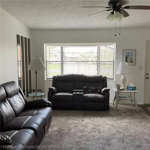 Living - 3916 Thunderbird Hill Cir, Sebring, FL 33872 photo 2 of 4