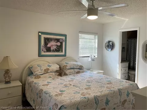 Bedroom - 3916 Thunderbird Hill Cir, Sebring, FL 33872 photo 1 of 4