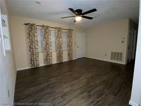 Living - 515 Straight St, Sebring, FL 33875 photo 1 of 3