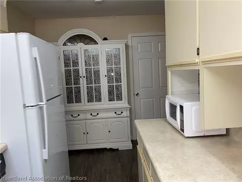 Kitchen - 515 Straight St, Sebring, FL 33875 photo 4 of 4