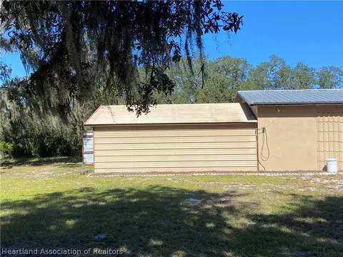 Exterior - 515 Straight St, Sebring, FL 33875 photo 2 of 12