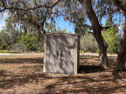 Exterior - 515 Straight St, Sebring, FL 33875 photo 6 of 12