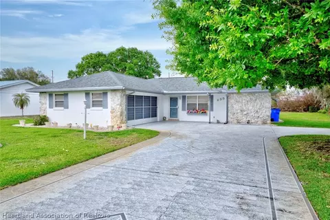 235 Ibis Ave, Sebring, FL 33870