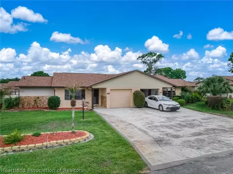 Exterior - 3838 Thunderbird Hill Cir, Sebring, FL 33872 photo 7 of 11