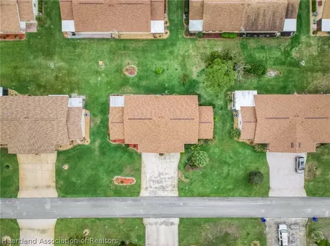 View/Area - 3838 Thunderbird Hill Cir, Sebring, FL 33872 photo 5 of 7