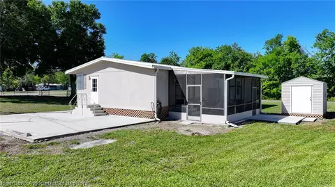 1014 Airport Rd, Moore Haven, FL 33471