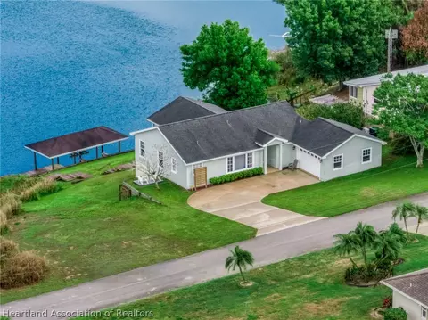 511 Lake Saddlebags Dr, Lake Placid, FL 33852