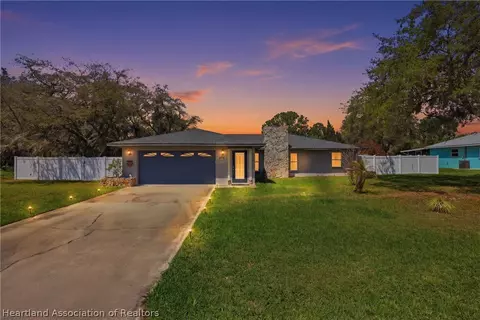 5809 Redwood Ter, Sebring, FL 33876