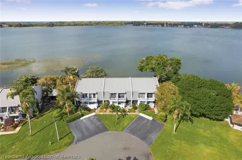 190 Blue Moon Ave, Lake Placid, FL 33852