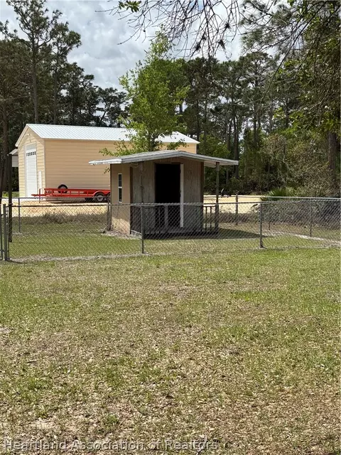 Exterior - 5301 Lime Rd, Sebring, FL 33875 photo 4 of 5