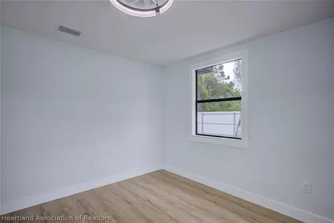 Bedroom - 4515 Snapper Dr, Sebring, FL 33870 photo 4 of 8