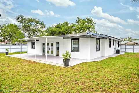 Exterior - 4515 Snapper Dr, Sebring, FL 33870 photo 4 of 6