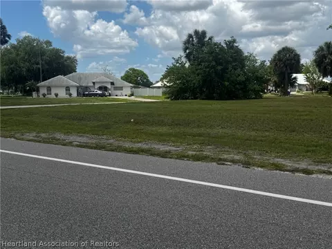 117 Duane Palmer Blvd, Sebring, FL 33876