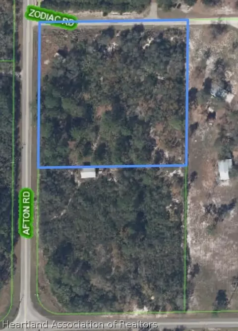 105 Zodiac Rd, Sebring, FL 33876