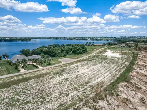 491 Sunset Pointe Blvd, Lake Placid, FL 33852