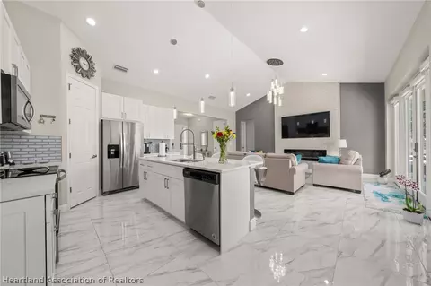 2009 Flower Ter, Sebring, FL 33875 photo 6