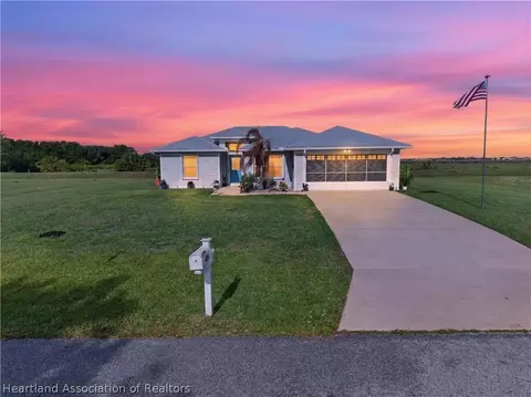 624 Woodmont St, Sebring, FL 33876