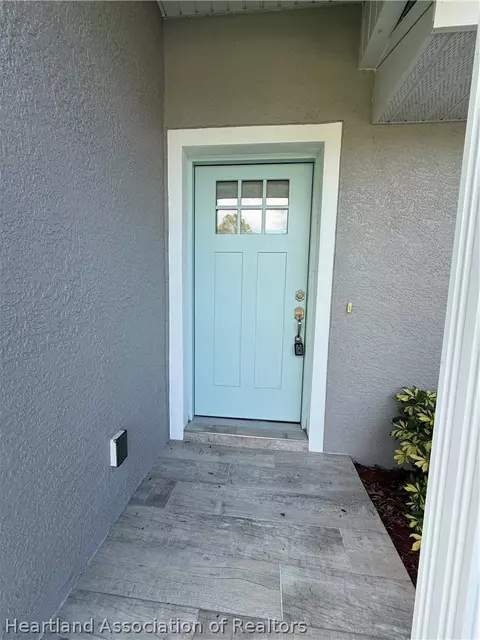 Entry Way - 1122 Renault Ave, Sebring, FL 33872 photo 1 of 1