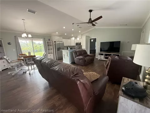 Living - 1122 Renault Ave, Sebring, FL 33872 photo 1 of 1