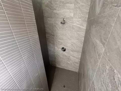 Bath - 3900 Cortez Blvd, Sebring, FL 33872 photo 3 of 6