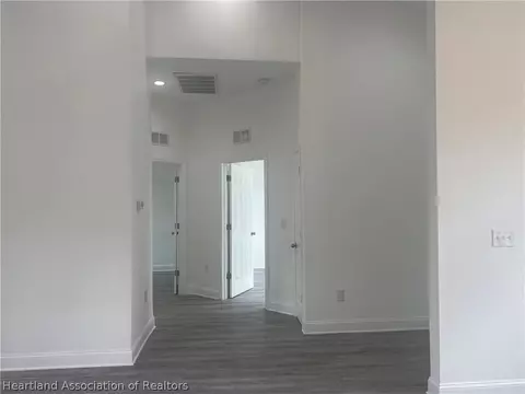 Entry Way - 3900 Cortez Blvd, Sebring, FL 33872 photo 1 of 3