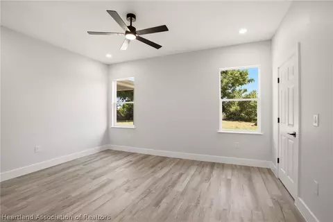 Bedroom - 1313 Blue Heron Dr, Sebring, FL 33876 photo 3 of 6