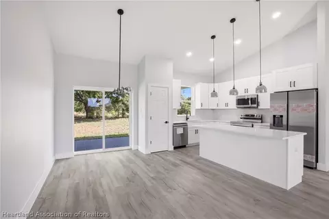 Other - 1313 Blue Heron Dr, Sebring, FL 33876 photo 2 of 12