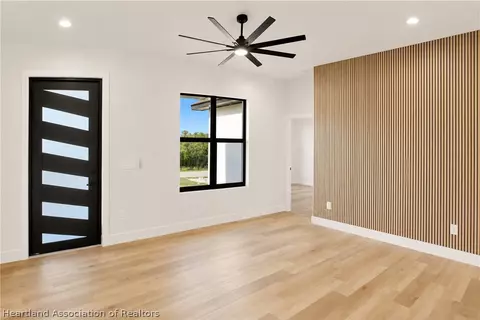 Living - 7322 Granada Blvd, Sebring, FL 33872 photo 2 of 3