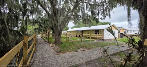 Exterior - 5800 Us Highway 441 Hwy SE, Okeechobee, FL 34974 photo 12 of 15