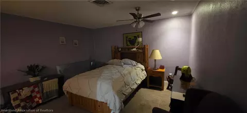 Bedroom - 5800 Us Highway 441 Hwy SE, Okeechobee, FL 34974 photo 4 of 4