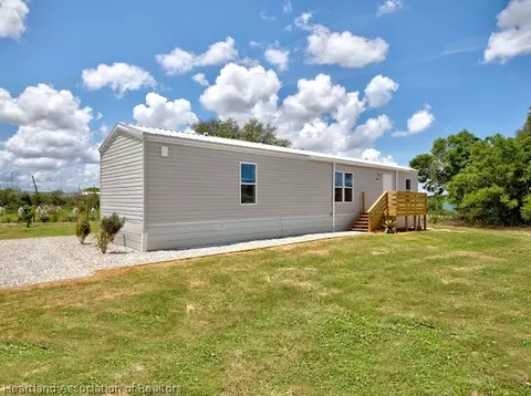 3210 Stephens Ct, Sebring, FL 33870 photo 2