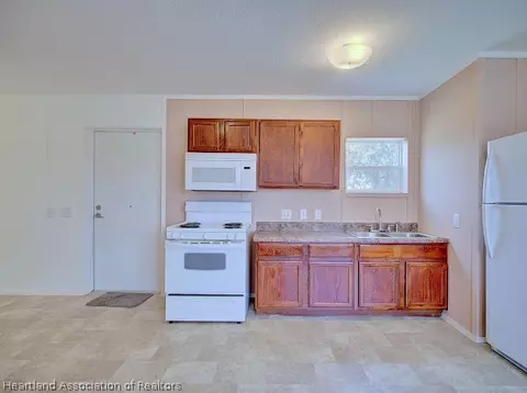 3210 Stephens Ct, Sebring, FL 33870 photo 5