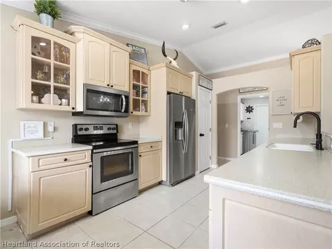Kitchen - 5310 Lime Rd, Sebring, FL 33875 photo 3 of 4
