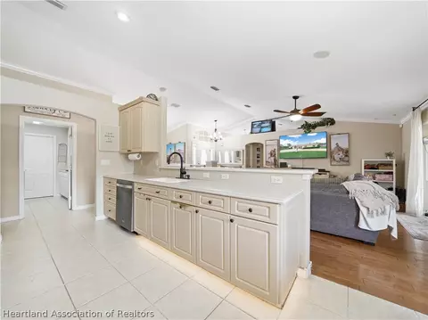 Kitchen - 5310 Lime Rd, Sebring, FL 33875 photo 2 of 4