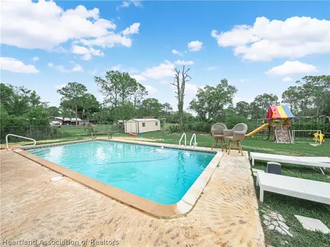 Exterior - 5310 Lime Rd, Sebring, FL 33875 photo 5 of 6