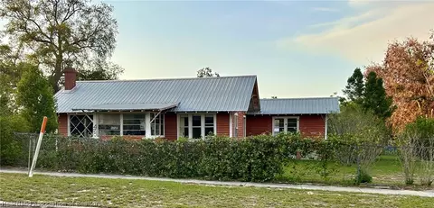 420 W Pleasant St, Avon Park, FL 33825