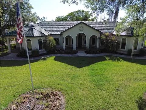 3046 N Bowden Rd, Avon Park, FL 33825