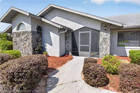 2 Wildwood Way, Lake Placid, FL 33852