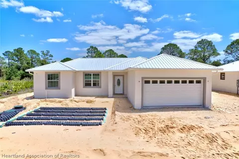 796 Seneca Dr NW, Lake Placid, FL 33852